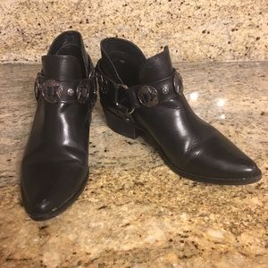 Steve Madden black ankle leather cowboy boots